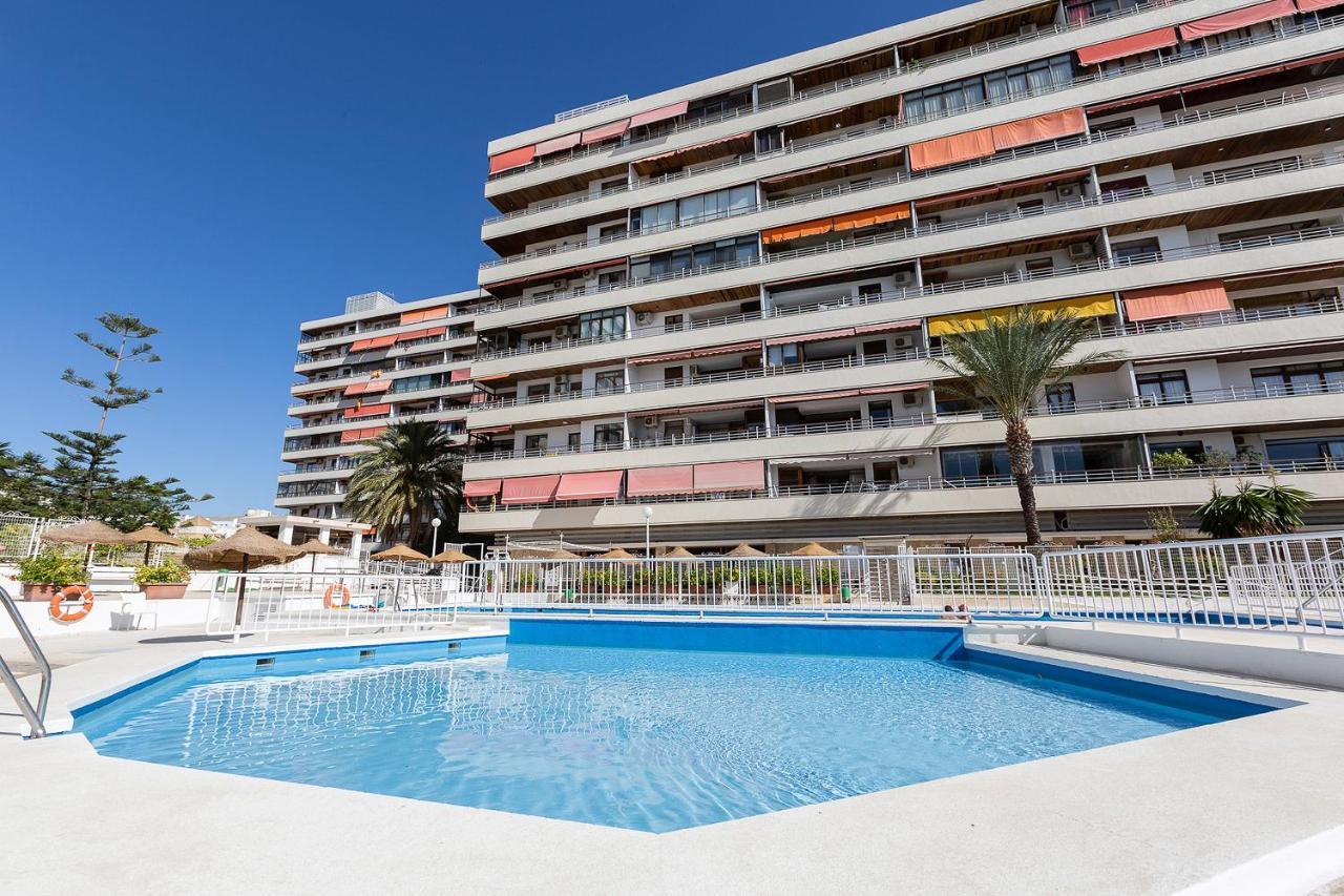 Monkó Árbol Del Paraiso Torremolinos Exterior foto